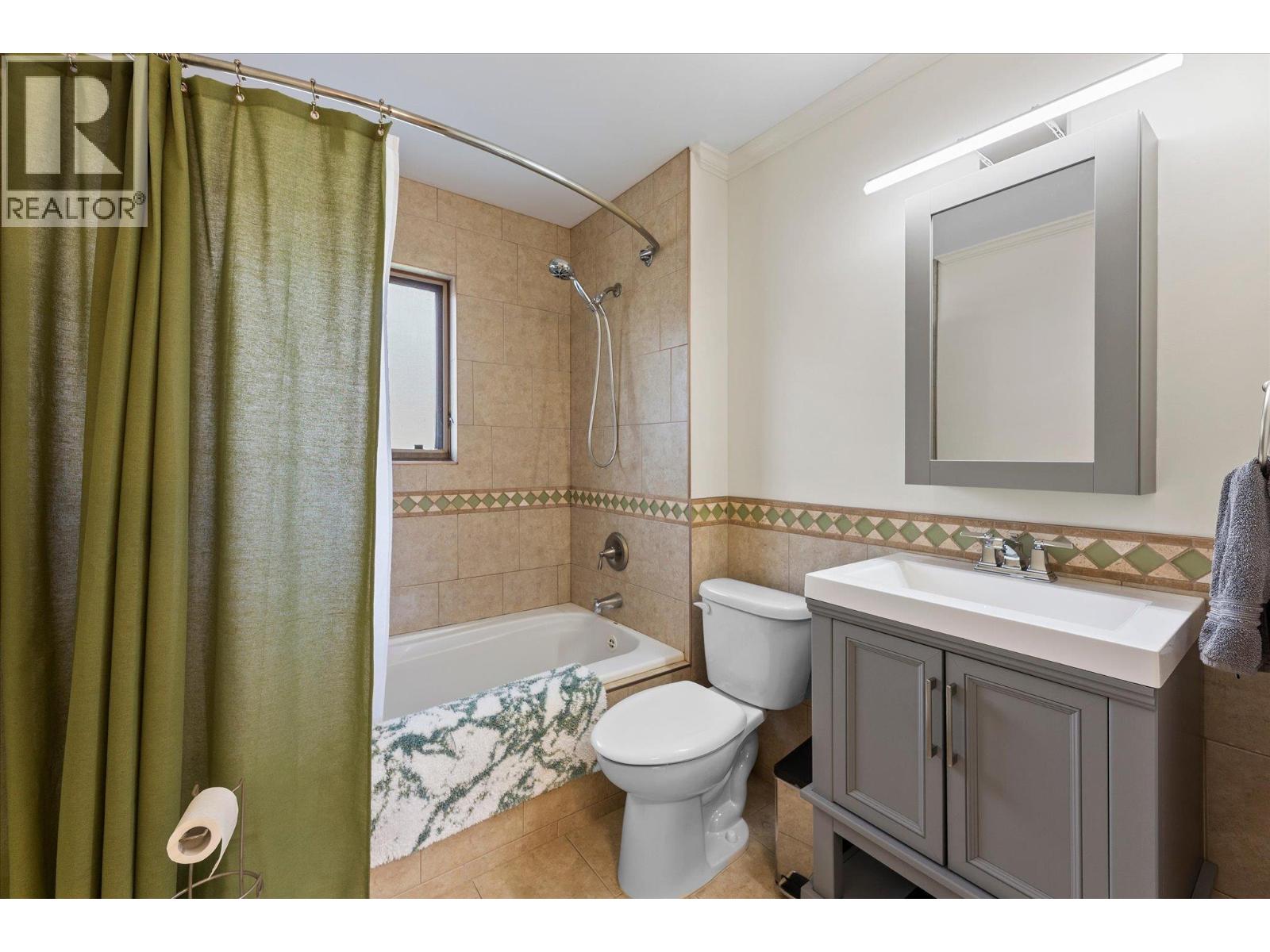  2430 Chieftain Road, West Kelowna