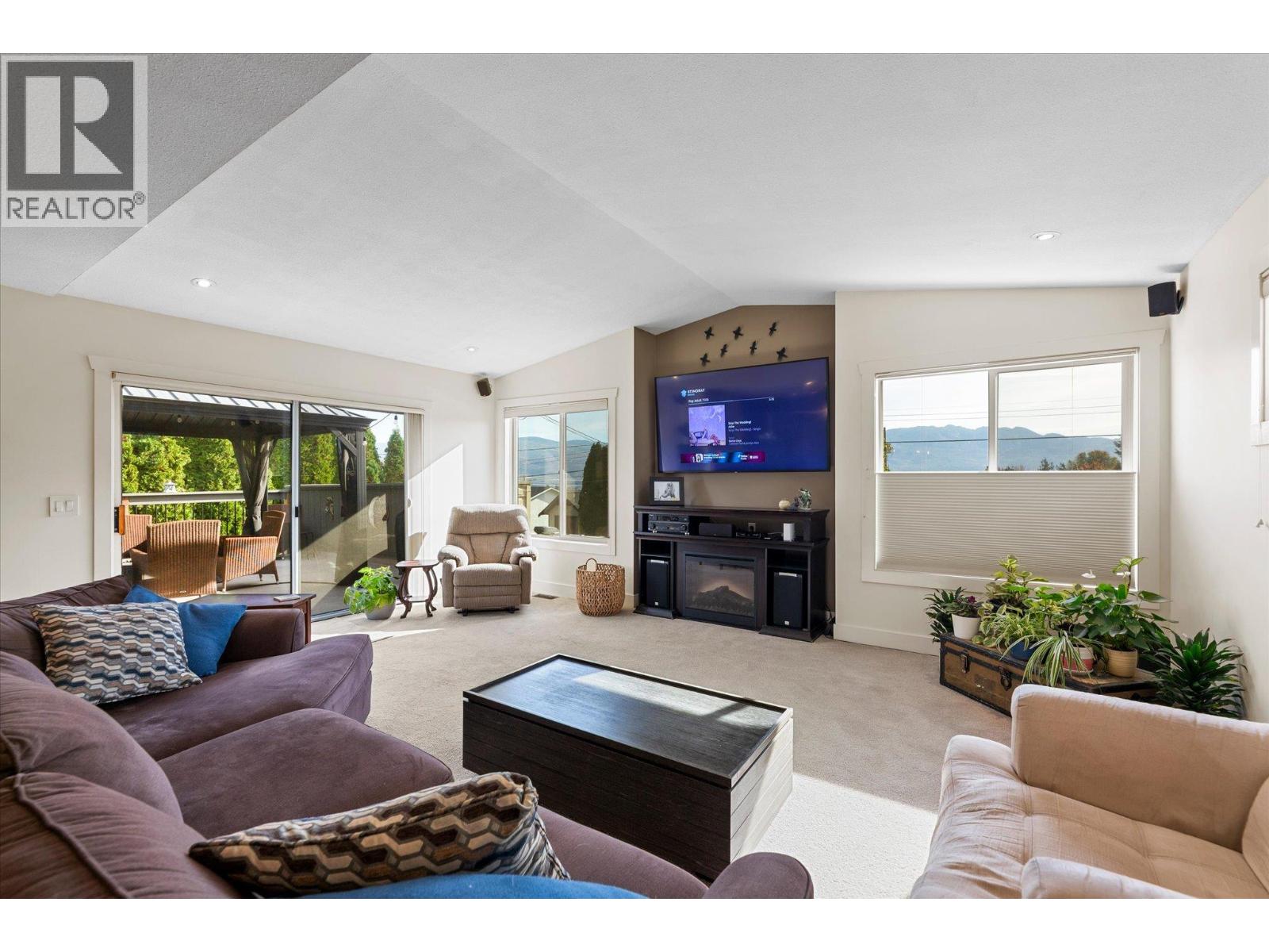  2430 Chieftain Road, West Kelowna