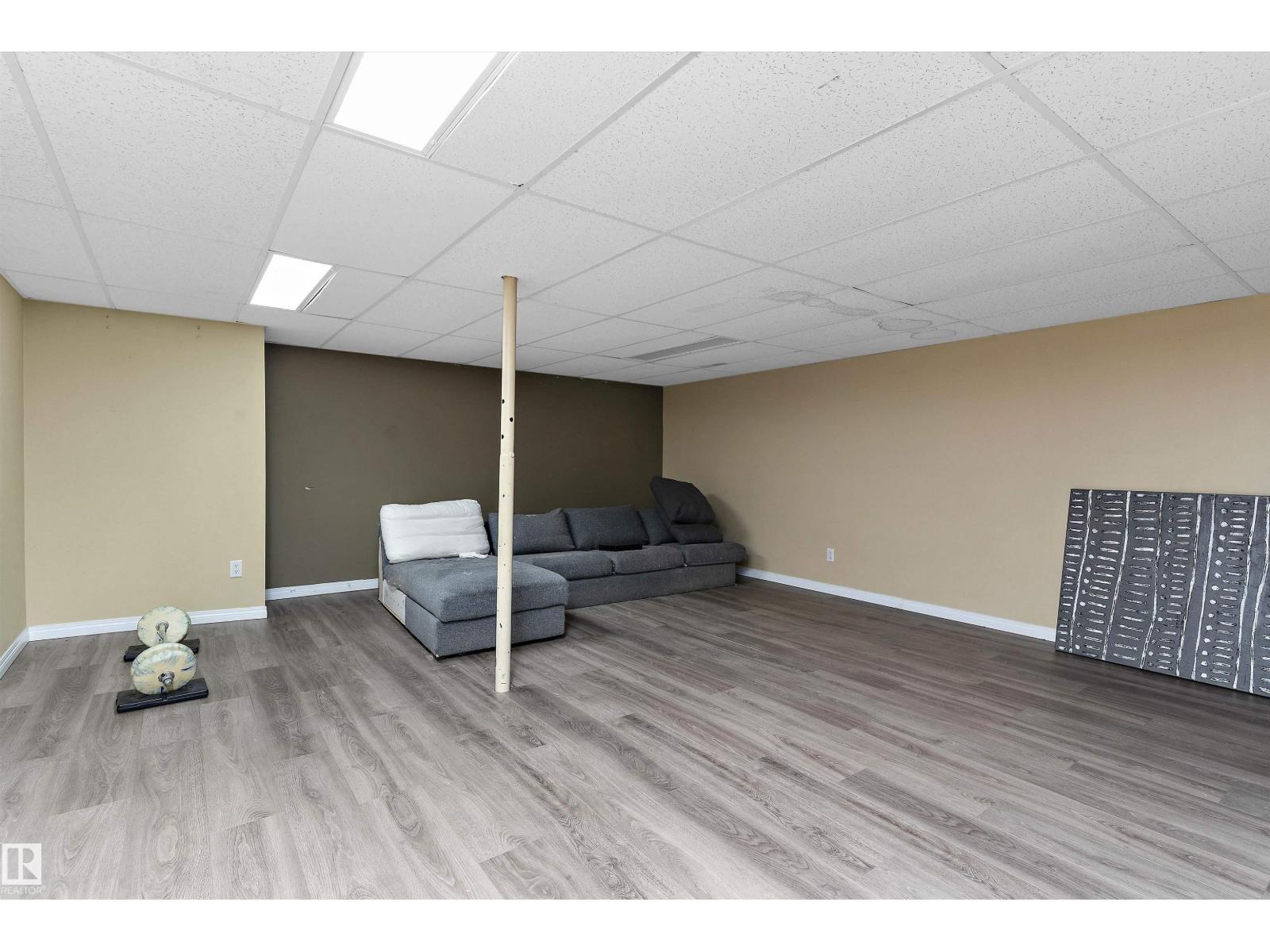 5406 55 Street, photo 27