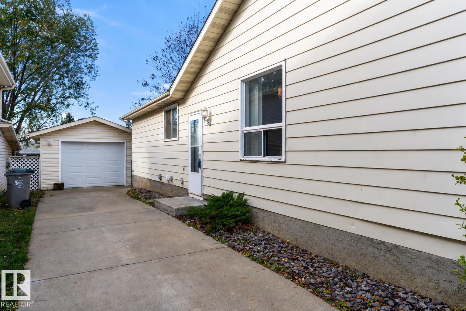 5406 55 Street, photo 35