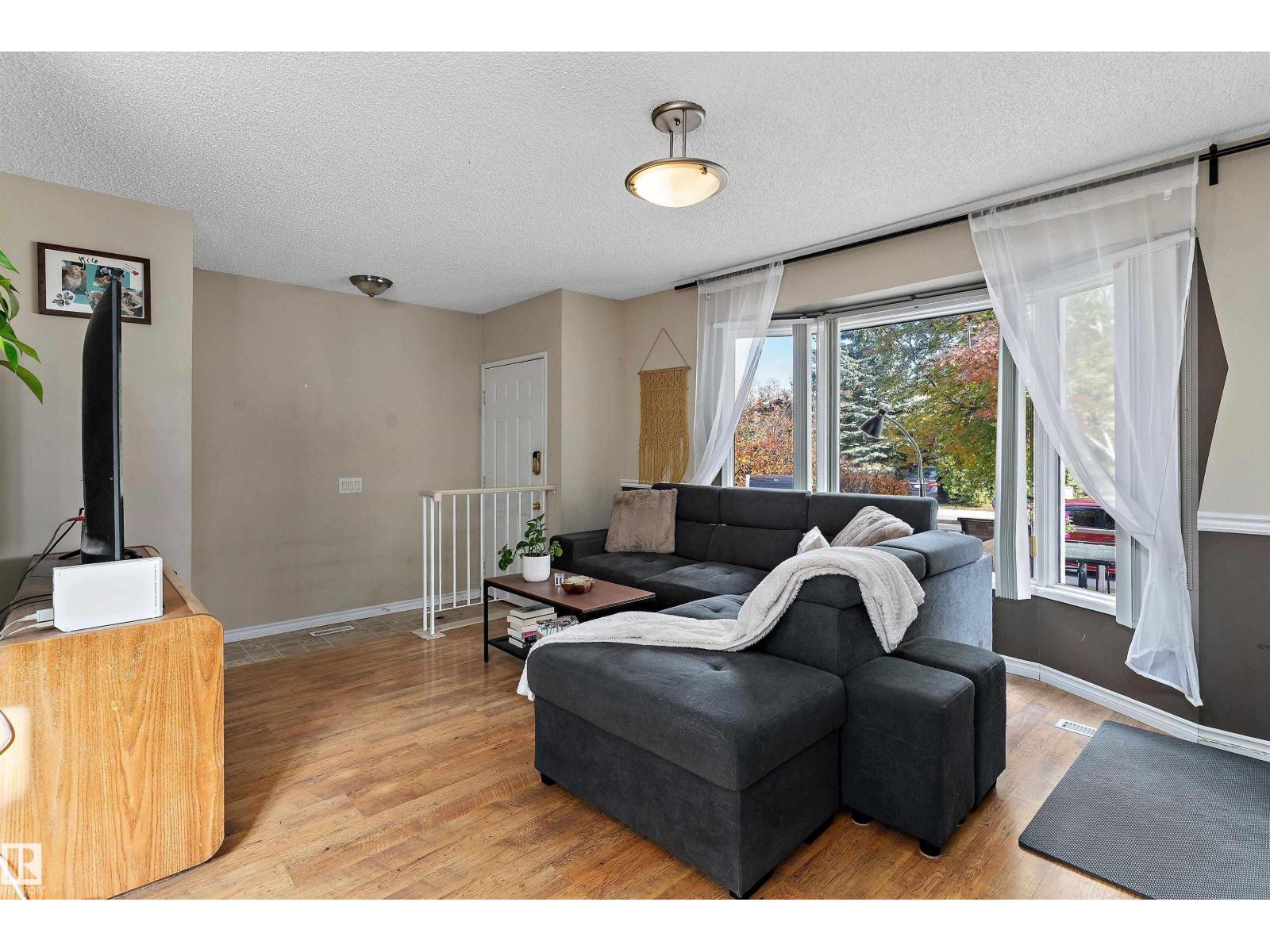5406 55 Street, photo 5