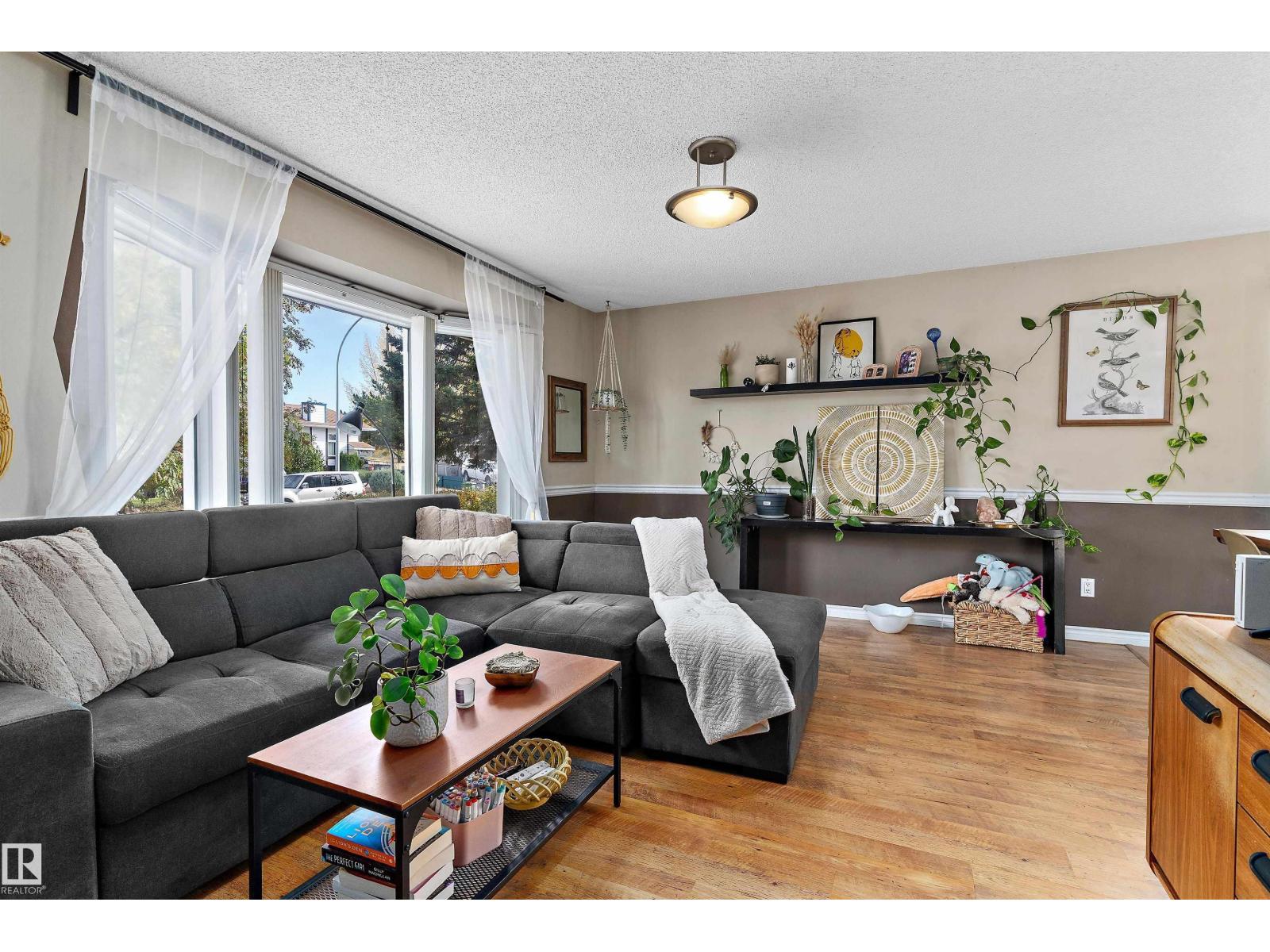 5406 55 Street, photo 7