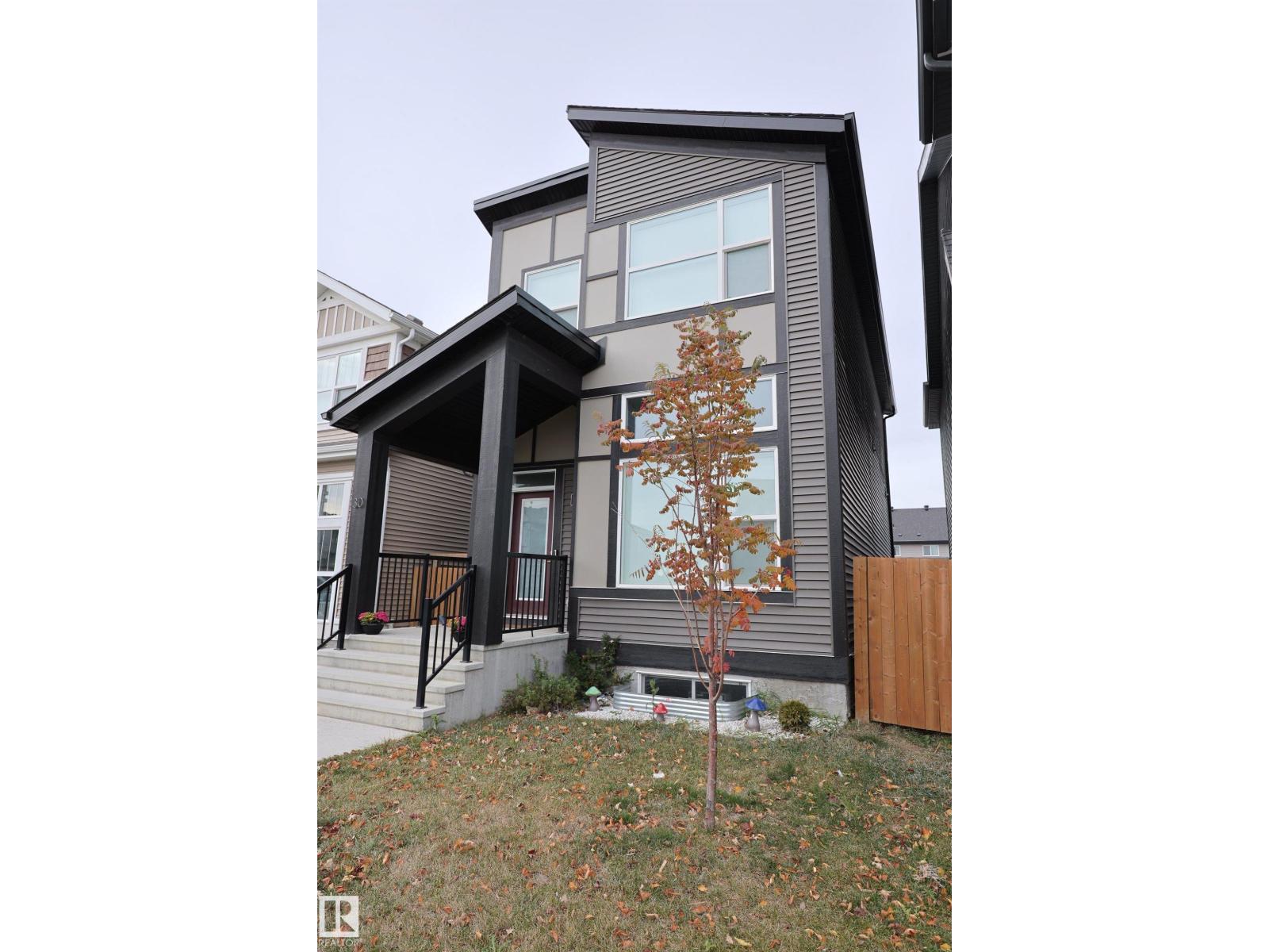 30 Nettle Crescent, St. Albert: 3 bed house