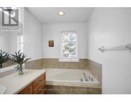 207 Hidden Meadow Avenue, Ottawa, ON K1T0C2 Photo 28
