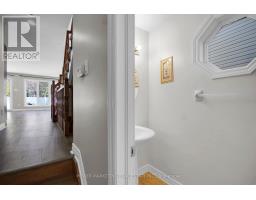 207 Hidden Meadow Avenue, Ottawa, ON K1T0C2 Photo 7