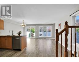 207 Hidden Meadow Avenue, Ottawa, ON K1T0C2 Photo 8