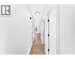 Family room - 152 Maranda Close Ne, Calgary, AB T2A3E7 Photo 10