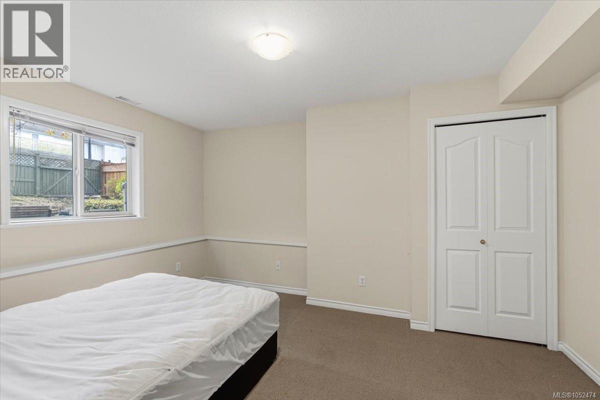 6439 Nidri Pl - 31