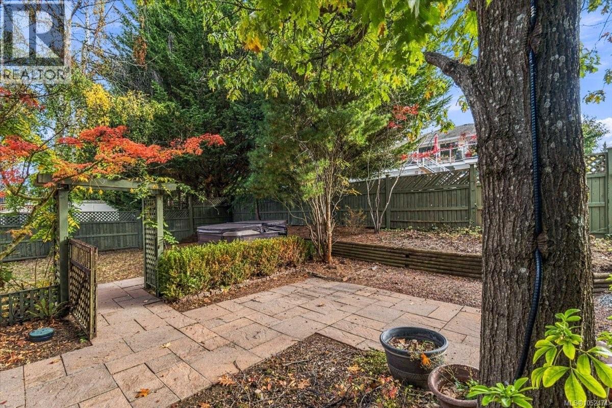 6439 Nidri Pl - 38