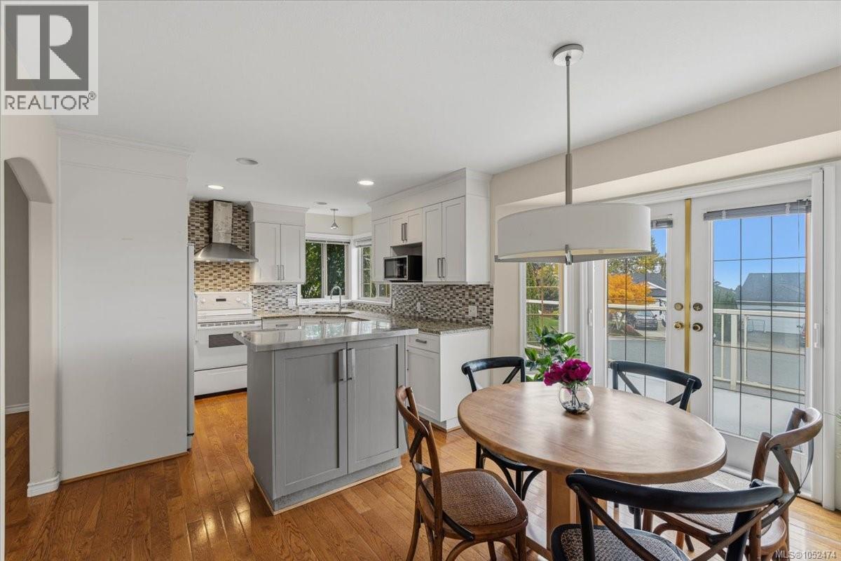 6439 Nidri Pl - 9