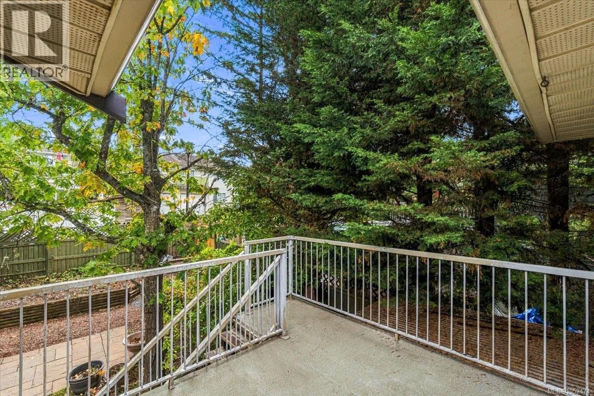 6439 Nidri Pl - 23