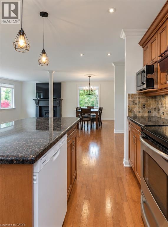 284 MAPLEDENE Drive - 20