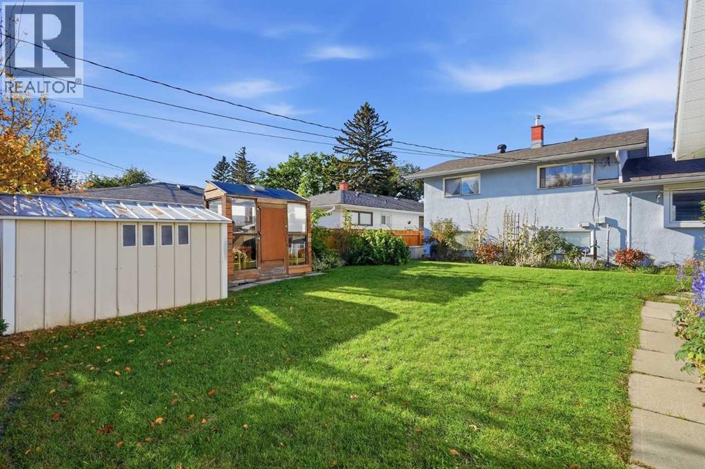 120 Fairview Crescent SE - photo 31