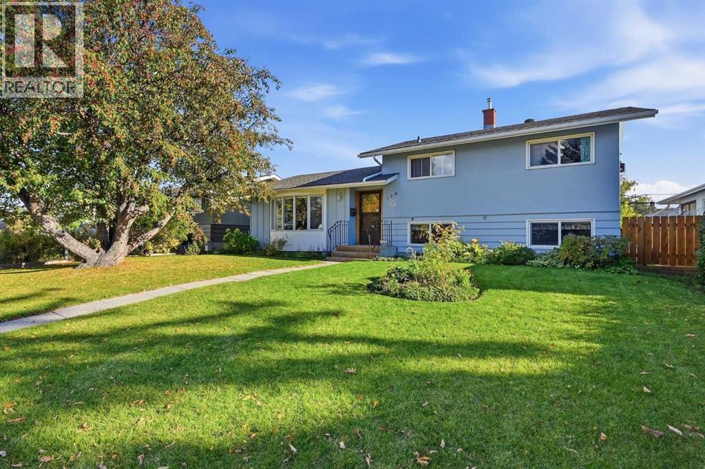 120 Fairview Crescent SE - photo 3