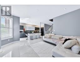 25 Longwood Avenue, Richmond Hill, ON L4E4A5 Photo 10