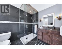 25 Longwood Avenue, Richmond Hill, ON L4E4A5 Photo 15