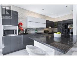 25 Longwood Avenue, Richmond Hill, ON L4E4A5 Photo 8