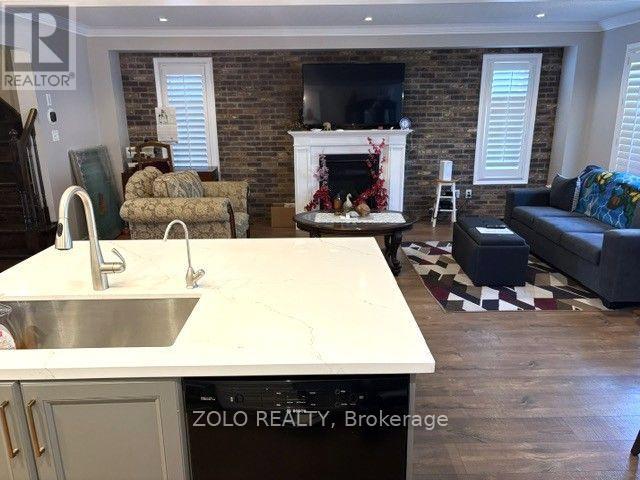 42 WILLOUGHBY WAY, New Tecumseth (Alliston) — photo 6