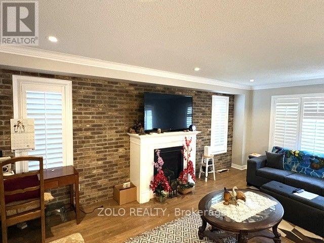 42 WILLOUGHBY WAY - 7