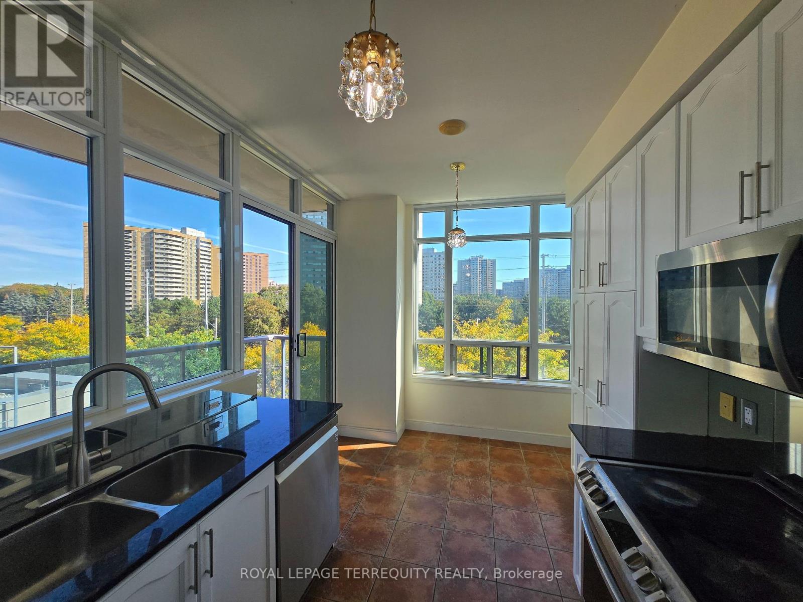 403 - 70 ABSOLUTE AVENUE, Mississauga (City Centre) — photo 4