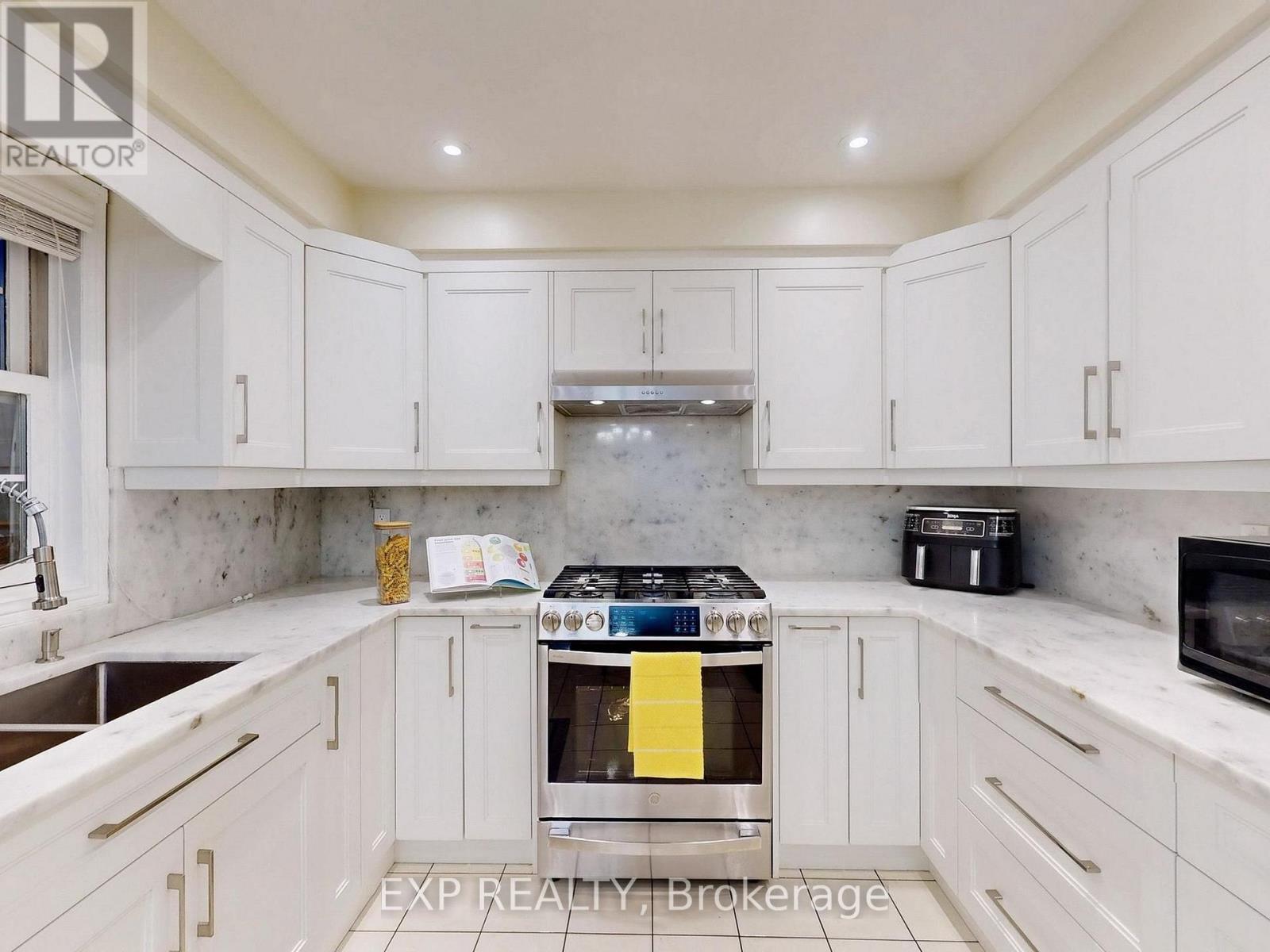 41 Bobcat Street, Brampton, ON photo 13