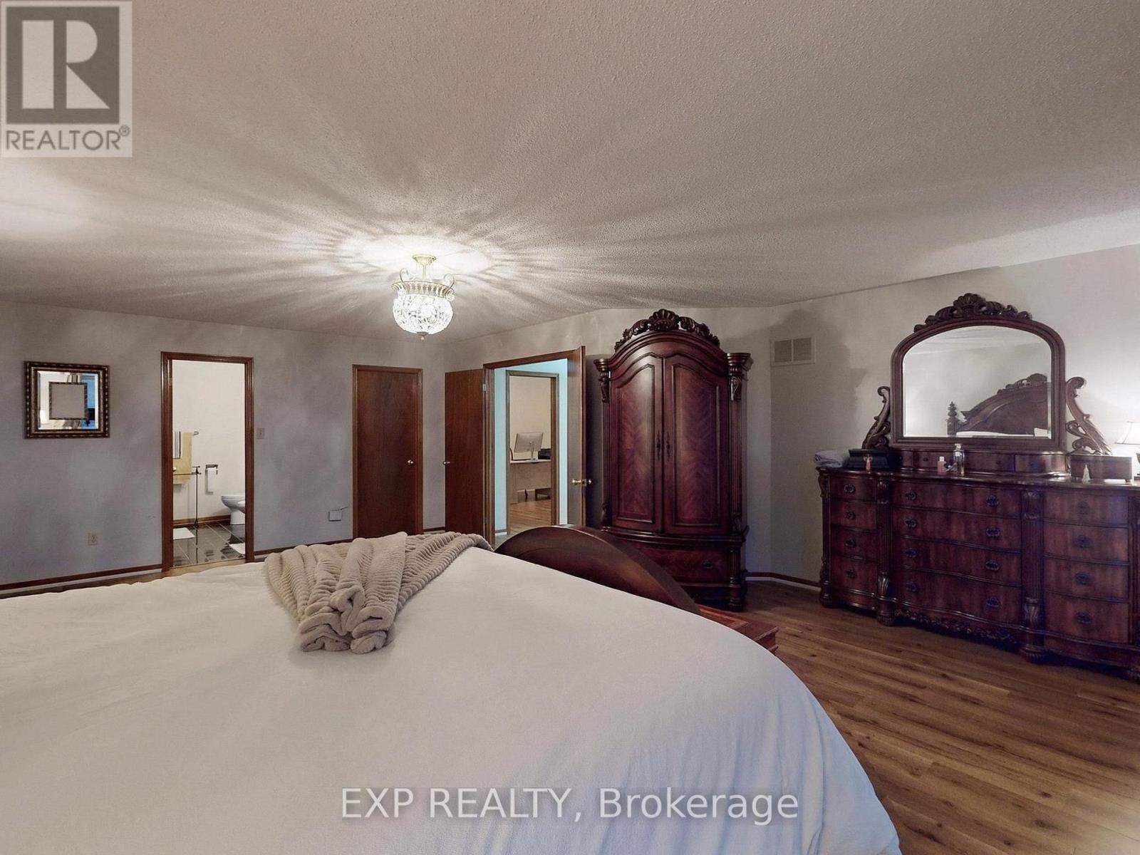41 BOBCAT STREET - 27