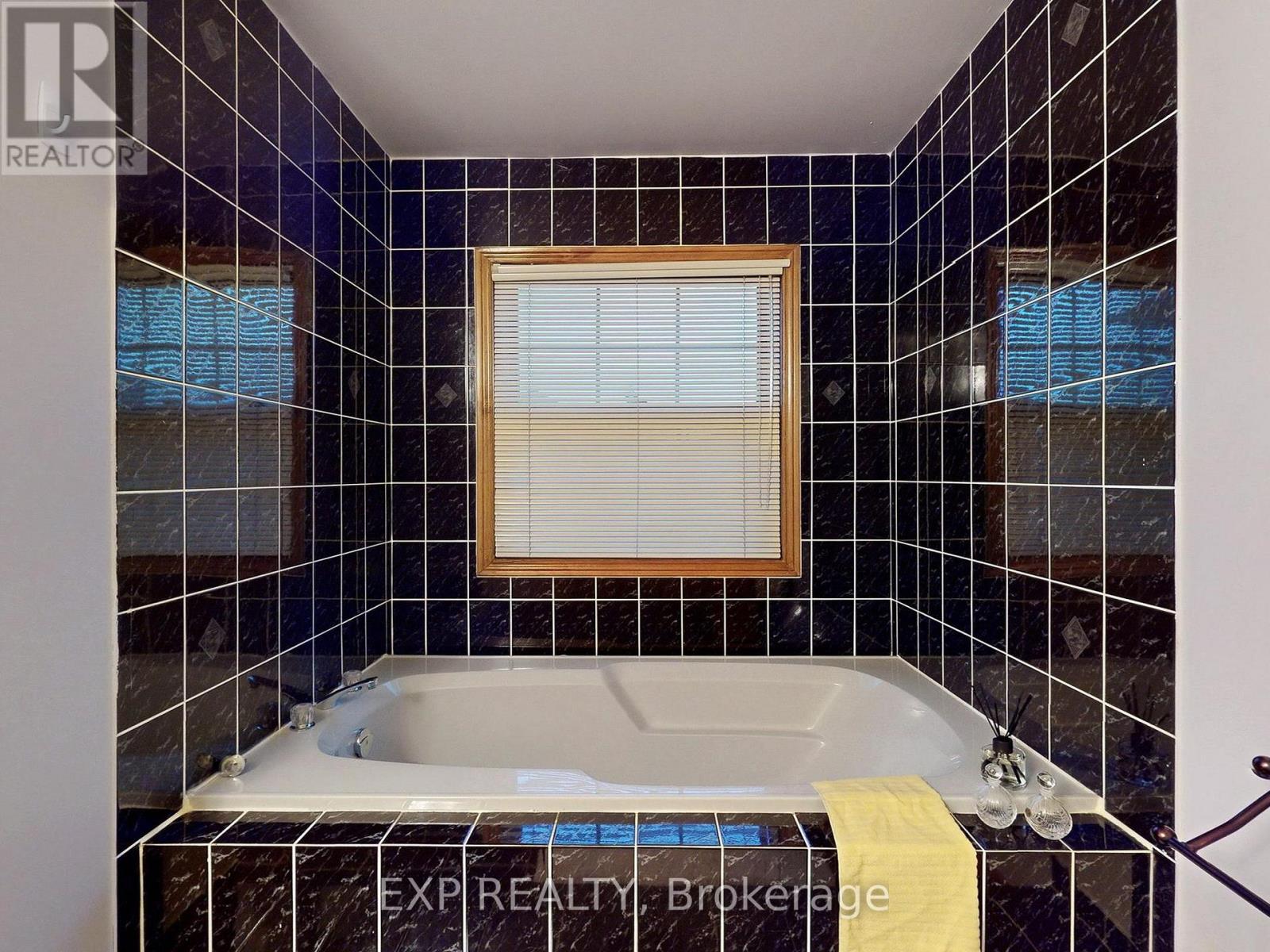 41 BOBCAT STREET - 29