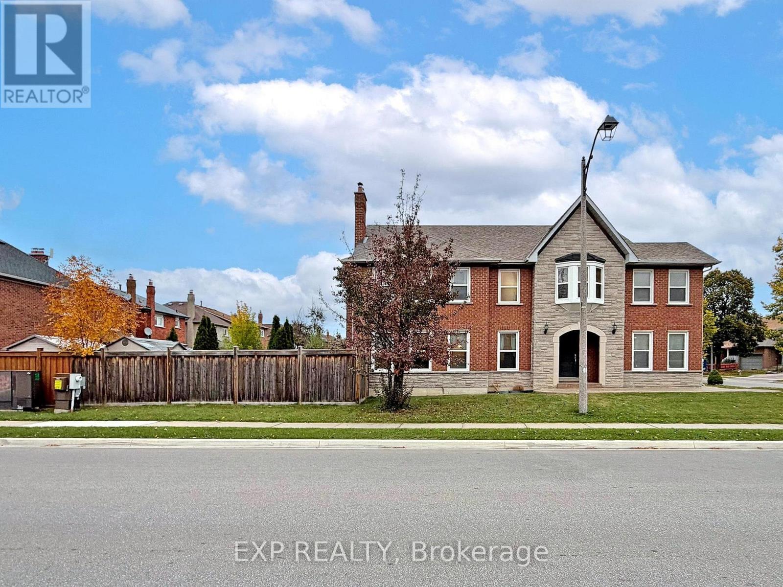 41 Bobcat Street, Brampton, ON photo 3