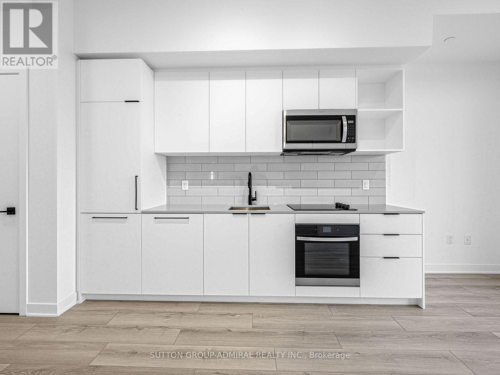 1185 Dupont Street — photo 13