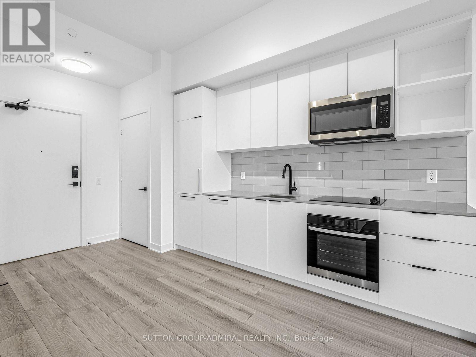 1185 Dupont Street — photo 14