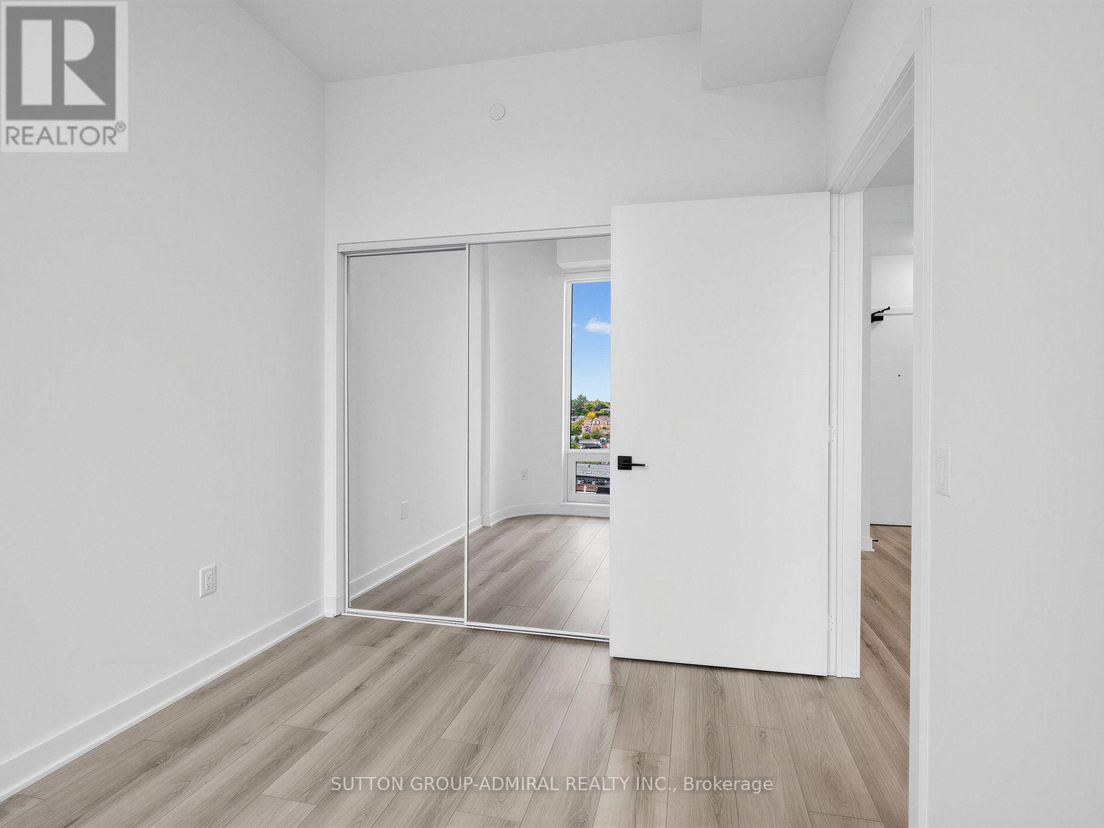 1185 Dupont Street — photo 21