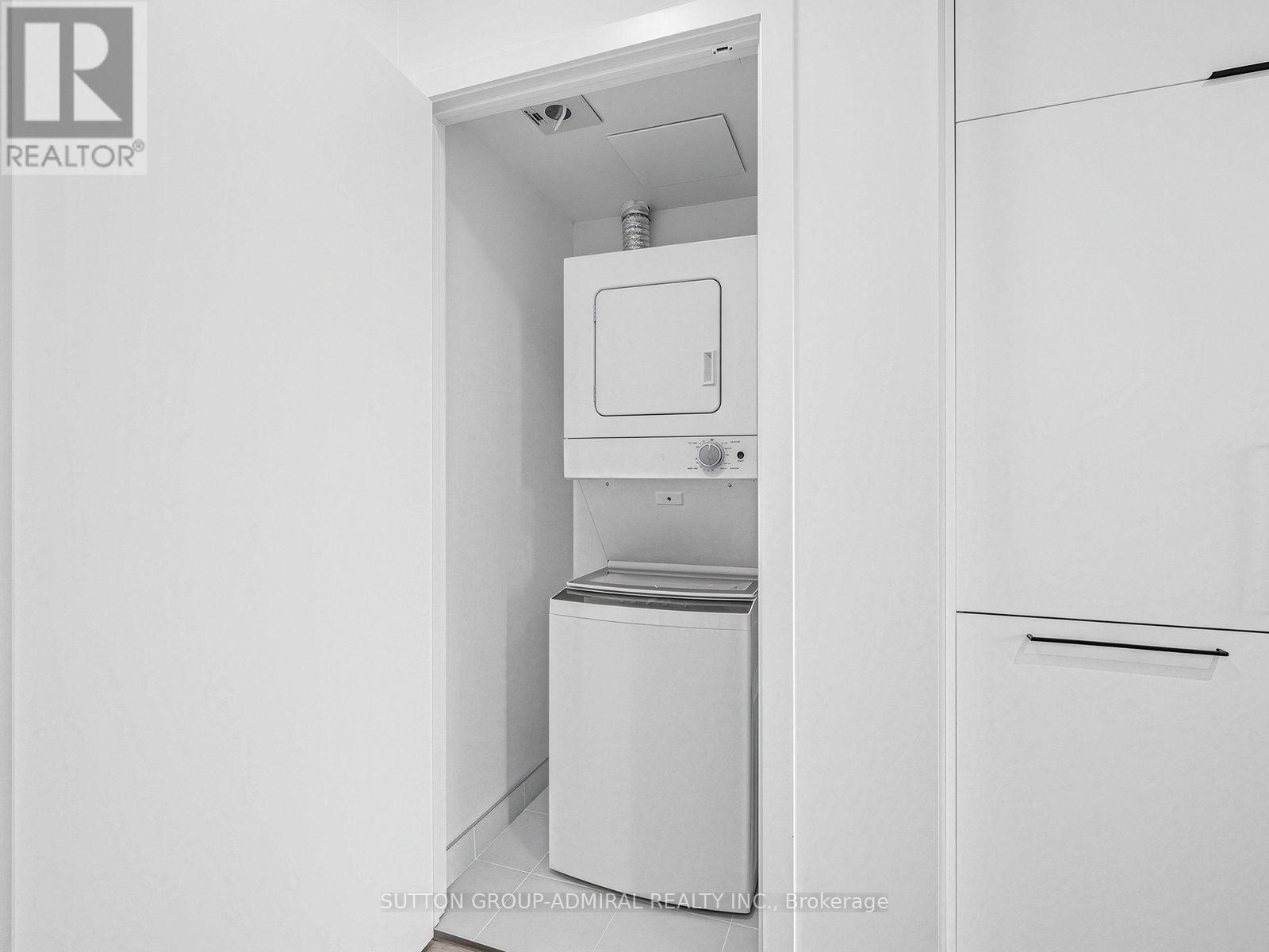 1185 Dupont Street — photo 25