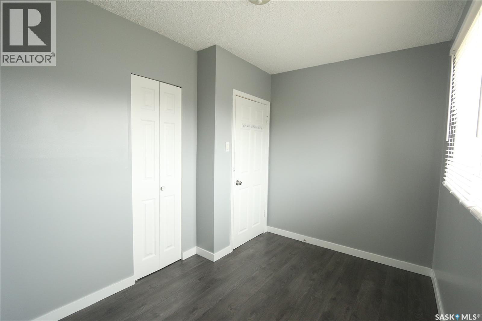 1549 Bond STREET - 20
