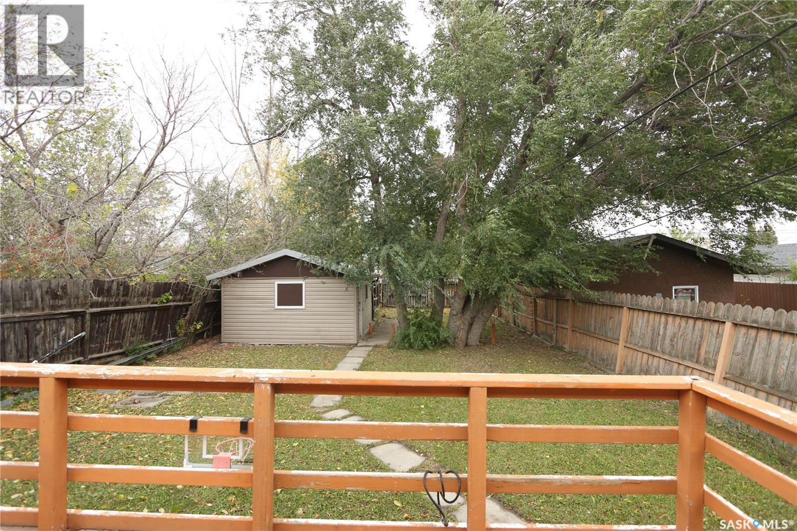 1549 Bond STREET - 22