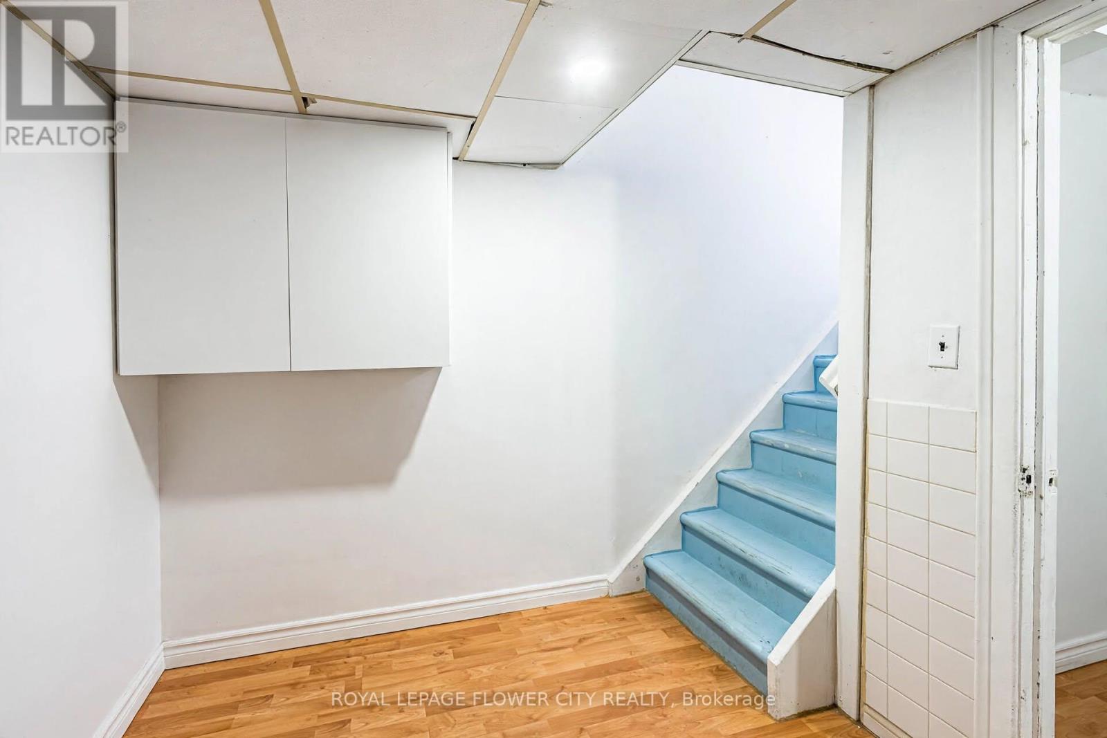 3 Clayhall Crescent, Toronto, ON photo 31