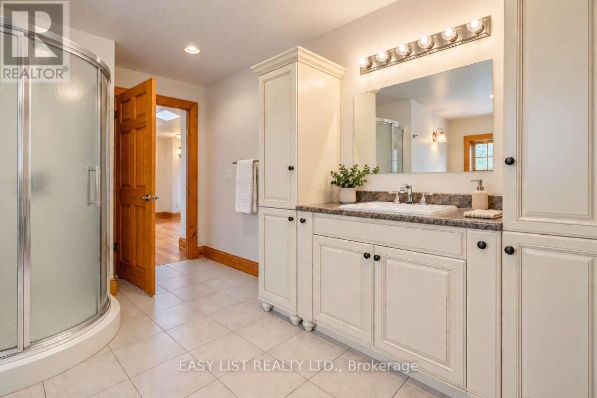 1215 Golden Beach Road, Bracebridge), ON photo 16