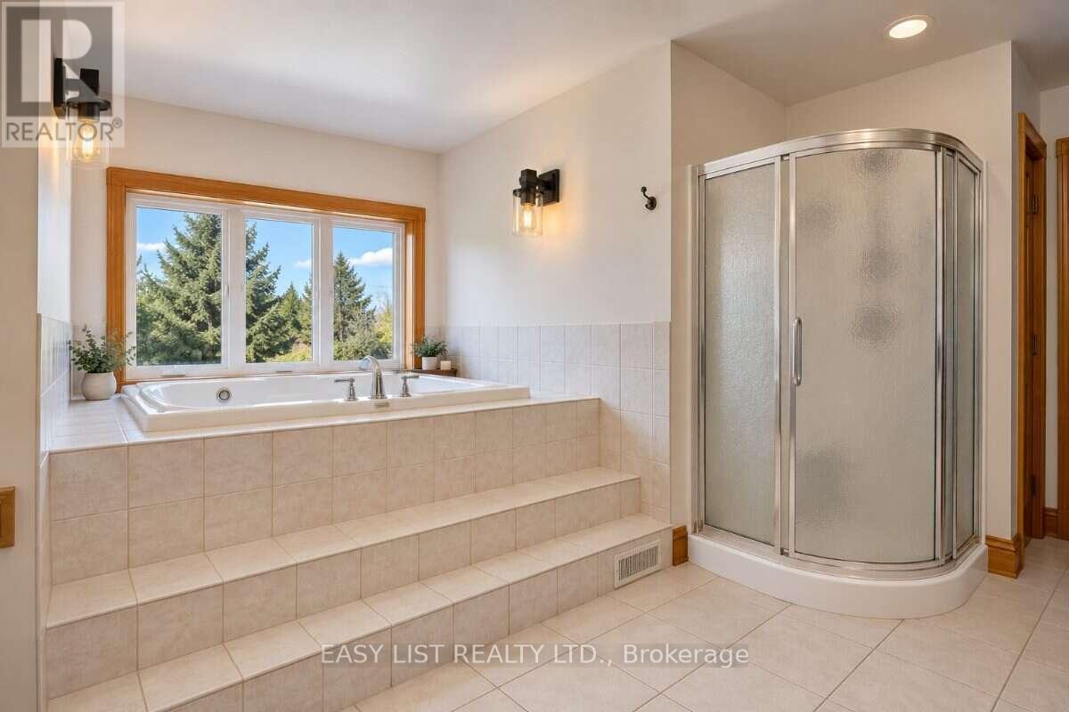 1215 Golden Beach Road, Bracebridge), ON photo 17