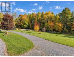 Bedroom 3 - 1215 Golden Beach Road, Bracebridge), ON P1L1X4 Photo 7