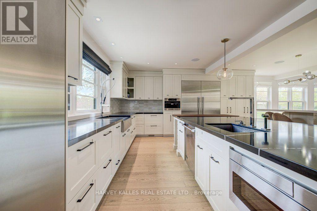 8 Westgate Walk, Kitchener, ON photo 22