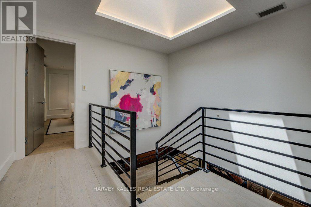 8 Westgate Walk, Kitchener, ON photo 27