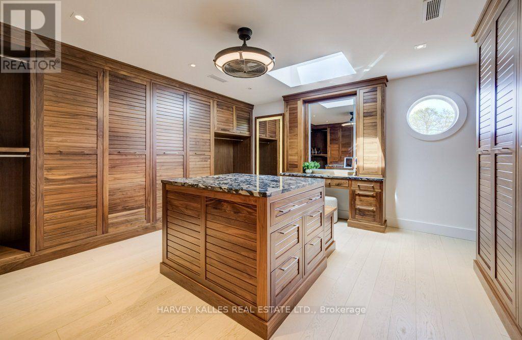 8 Westgate Walk, Kitchener, ON photo 33