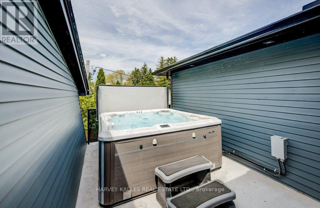 8 Westgate Walk, Kitchener, ON photo 35