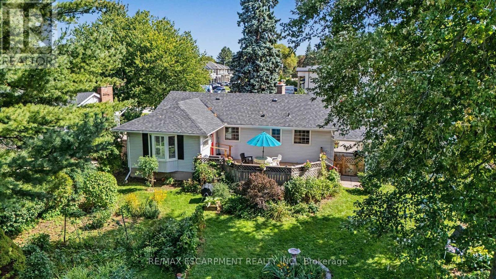11 MILLER DRIVE - 41