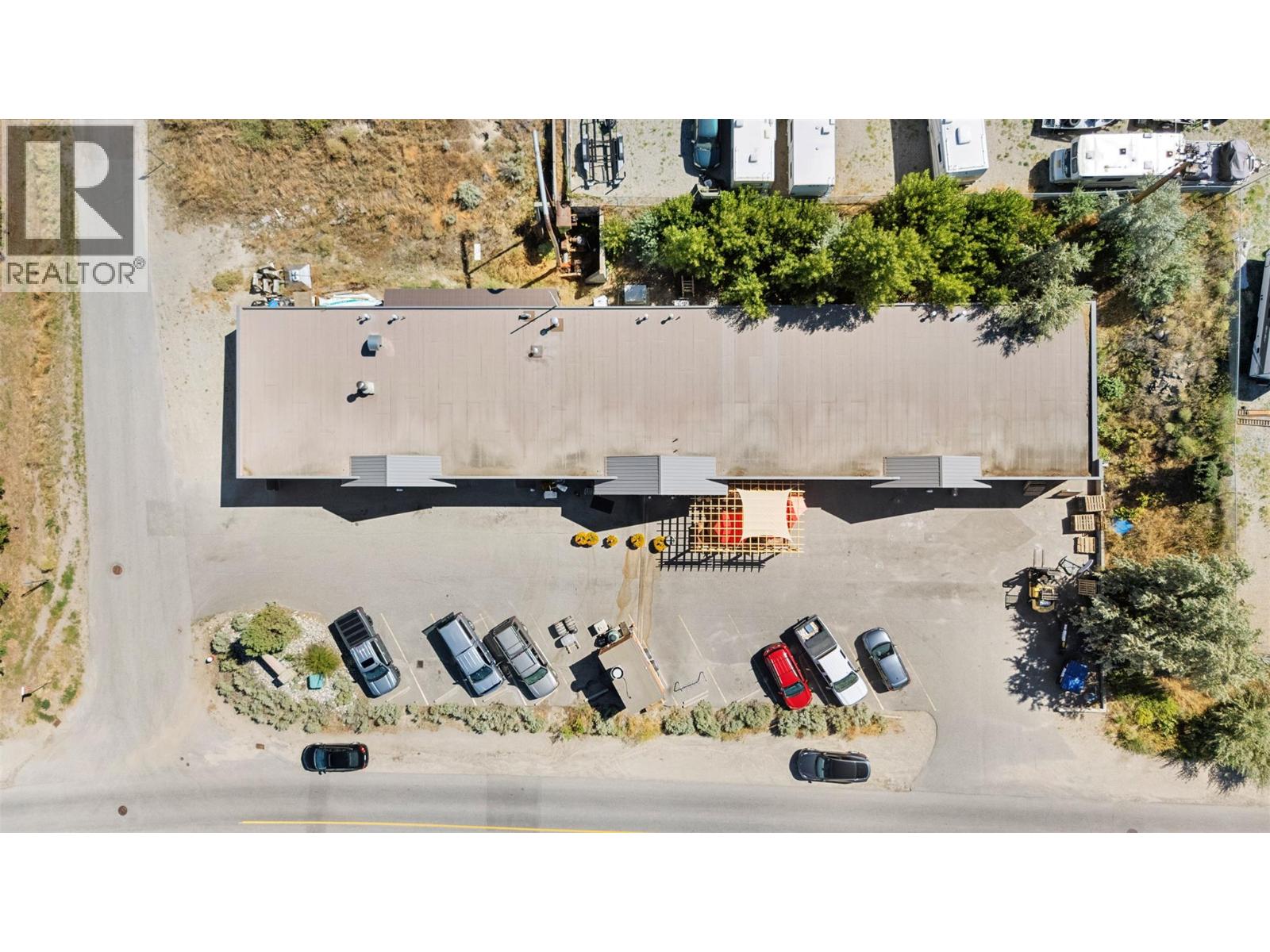 9503 Cedar Avenue, Summerland
