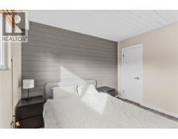 325 Twillingate Rd, Campbell River, BC V9W1V3 Photo 17