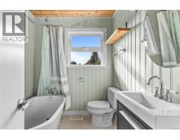 325 Twillingate Rd, Campbell River, BC V9W1V3 Photo 20