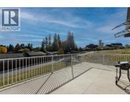 325 Twillingate Rd, Campbell River, BC V9W1V3 Photo 24