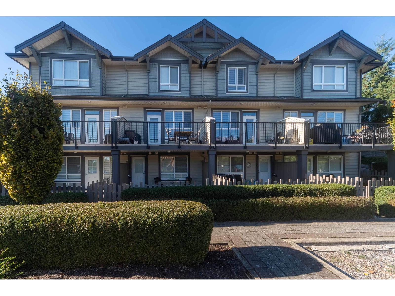 Photo of 42 7848 170 STREET 6