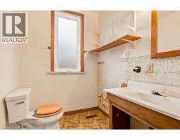 Kitchen - 1353 Birch Avenue, Burlington, ON L7S1J1 Photo 9