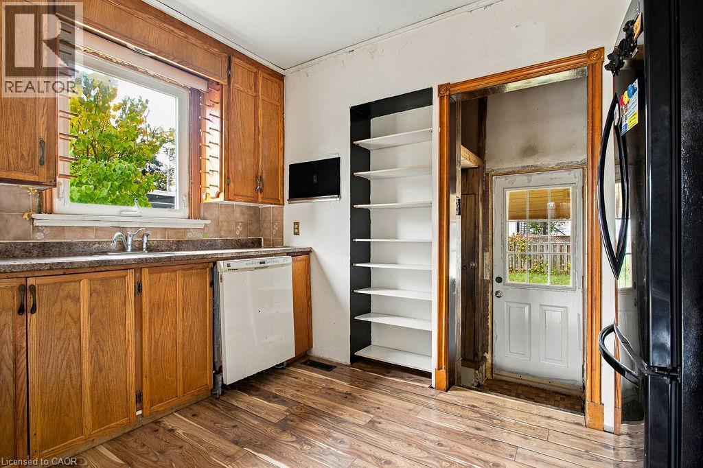 1353 BIRCH Avenue, Burlington — photo 6
